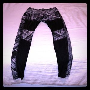 Like new! Wunder Under High Rise!!